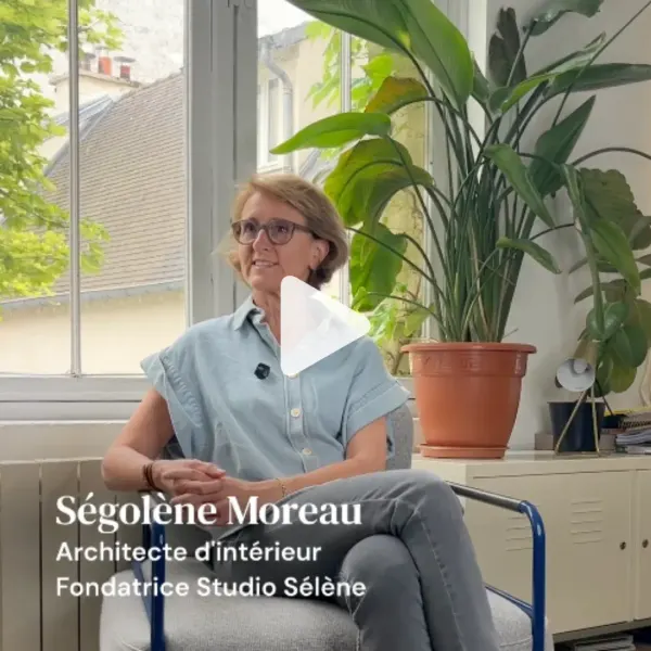 Capture d'écran de la vidéo de témoignage tournée avec Ségolène de l'agence Studio Sélène, heureuse cliente de Kalm