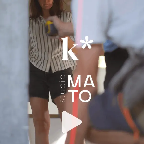 Capture de la vidéo de témoignage de Emmeline Musil, Studio Mato, cliente de Kalm